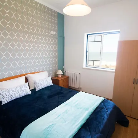 Crescente 招待所 纳扎雷